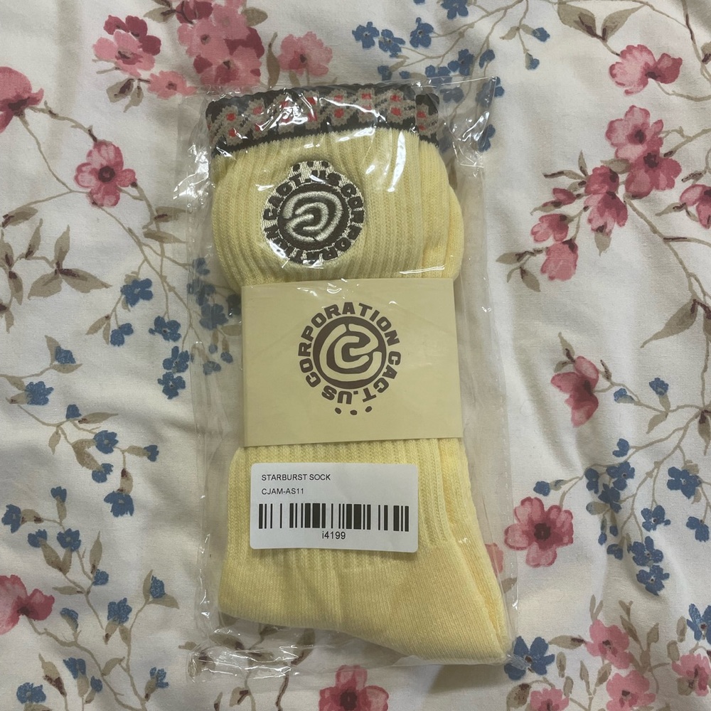 Travis Scott Cactus Jack Starburst Socks Cream